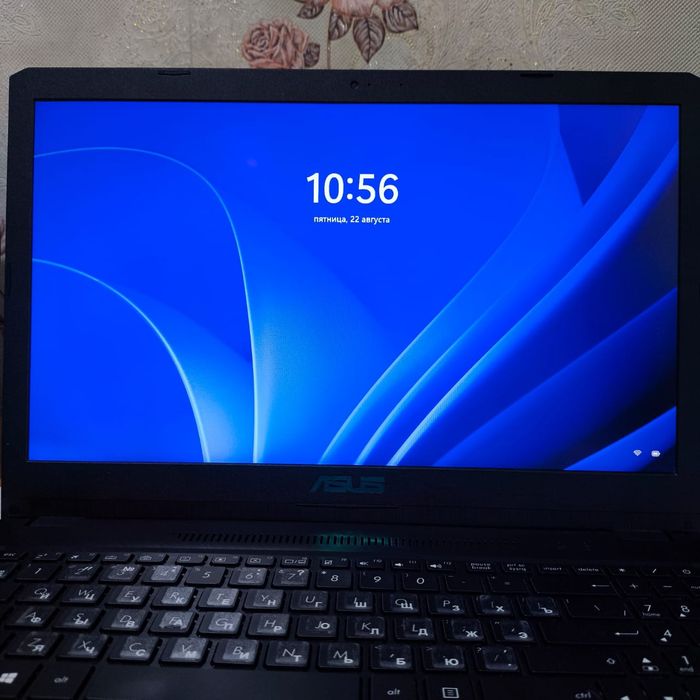 Ноутбук Asus продам