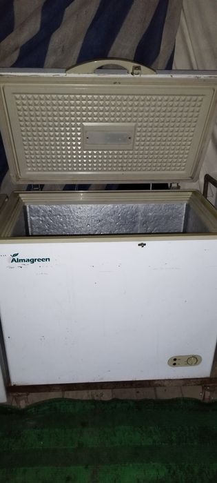 Срочный морозильник сотилади