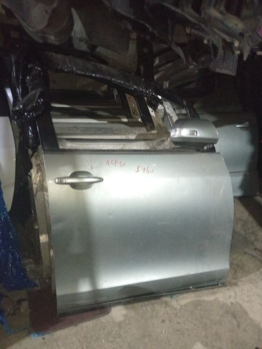 Двери Toyota Estima 50 кузов