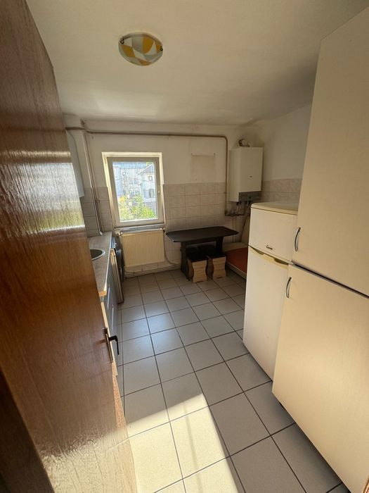 Inchiriez apartament doua camere