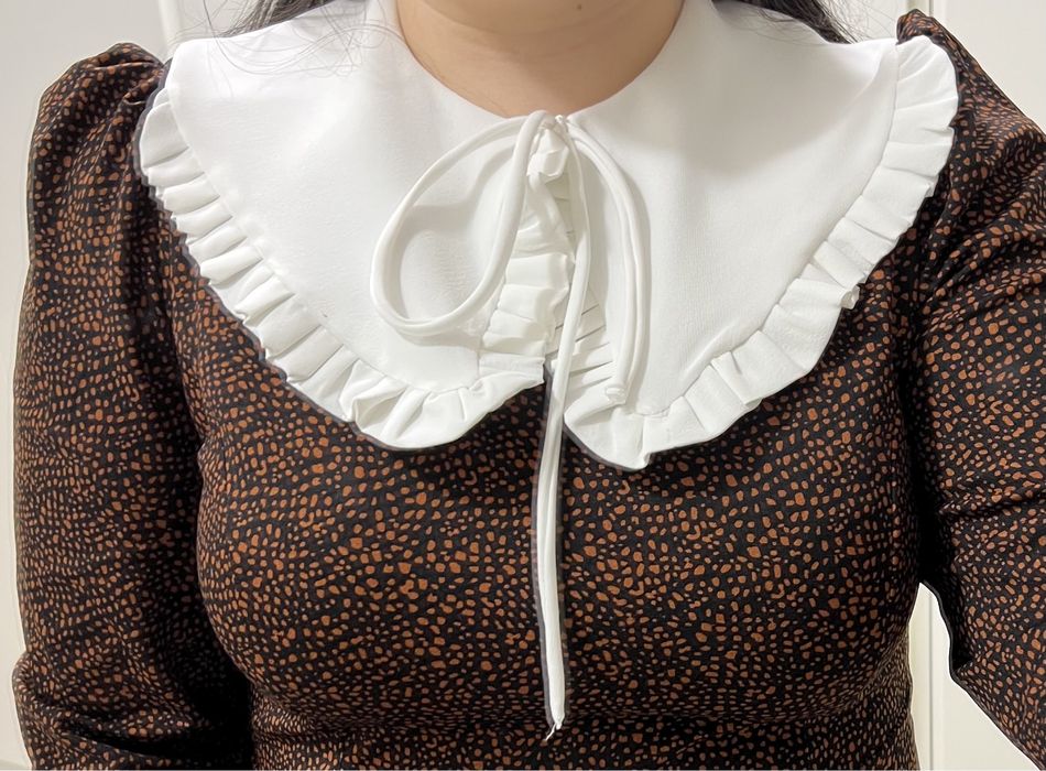 Продам белый воротник г. Астана