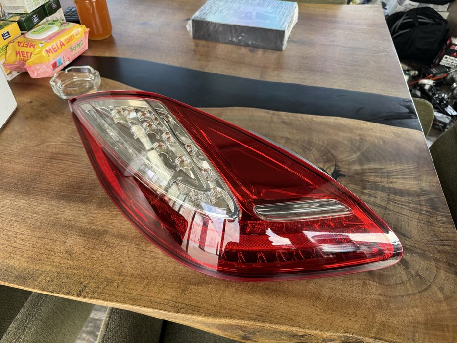 Оригинален ляв стоп за Porsche panamera 970 от 2010г