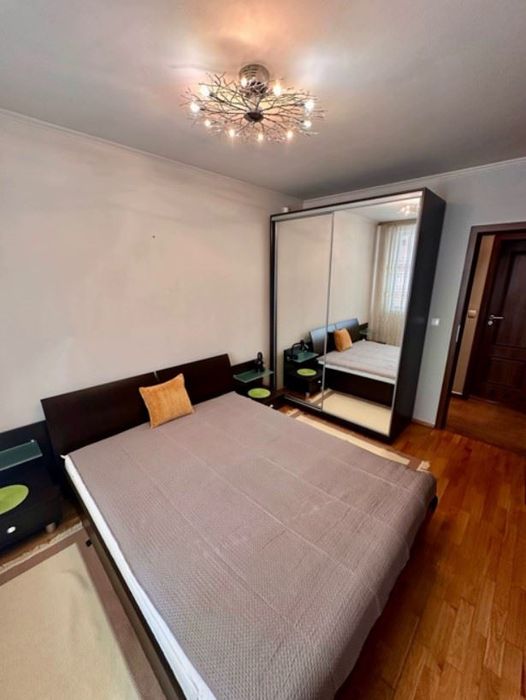 Дава се под наем Двустаен апартамент в София, Хладилника - 60 кв.м за 698.19 € - Снимка #4