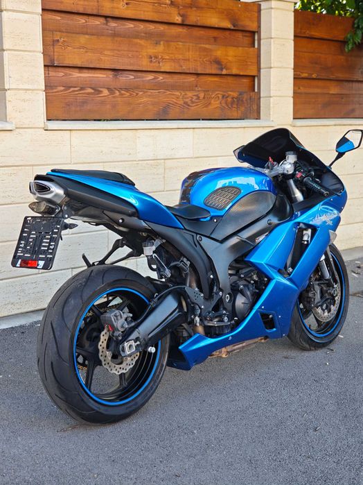 Kawasaki zx6r 2008 top