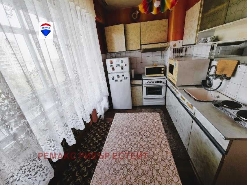 Дава се под наем Двустаен апартамент в Русе, Здравец Изток - 64 кв.м за 204 € - Снимка #5