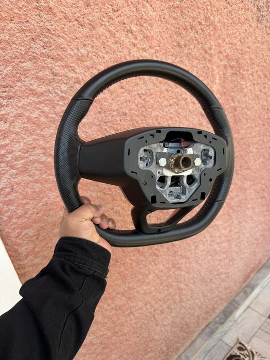 Rul sotiladi ftulit qilingan knopkalari ishlidi