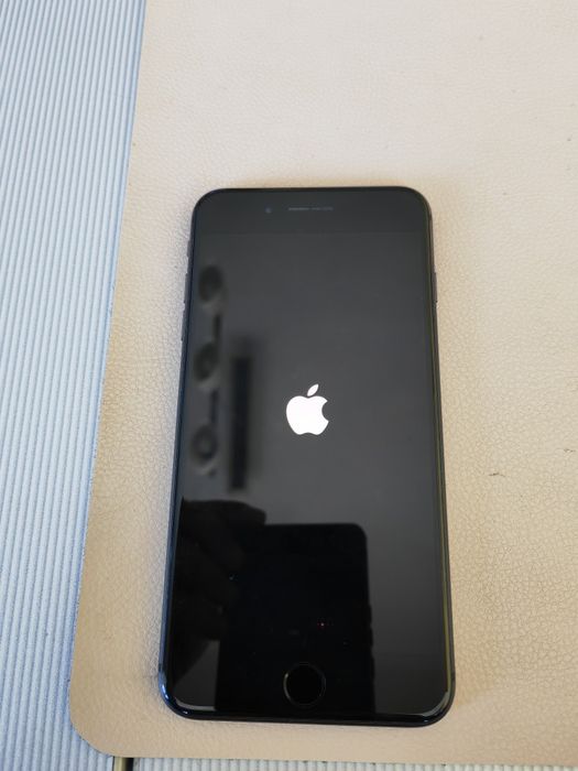 IPhone 8 Plus,64GB,87%Батерия,OS 16.7.15