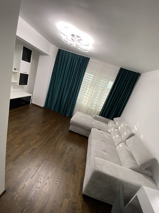 Inchiriez apartament