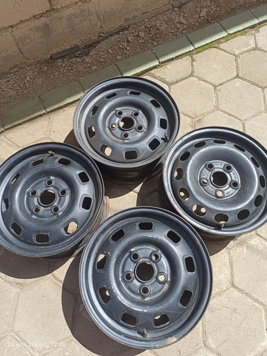 Продам диски на 15r
