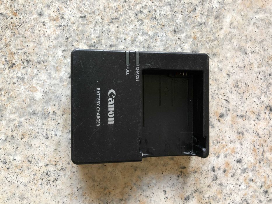 Зарядка Кэнон 600Д /650Д LP-E8 (Lc-E8) Оригинальная