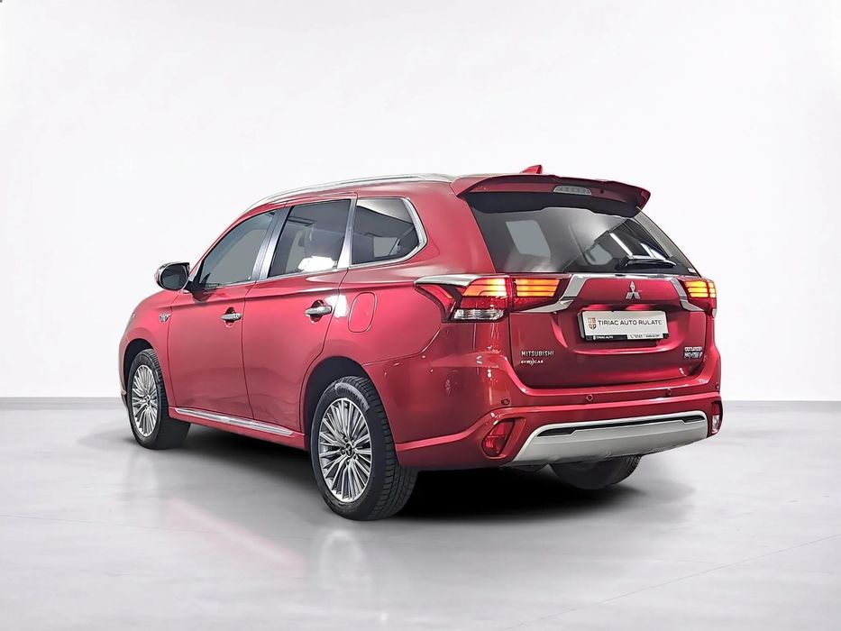 Mitsubishi Outlander 2018 hibrid, 18.360 € — imagine 3