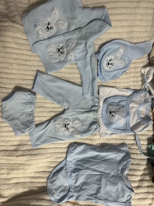 Детские вещи , от 0-3 месяцев