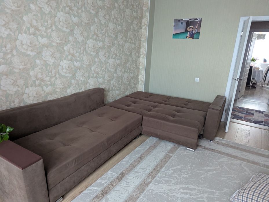 Коричневый Диван 4 метра