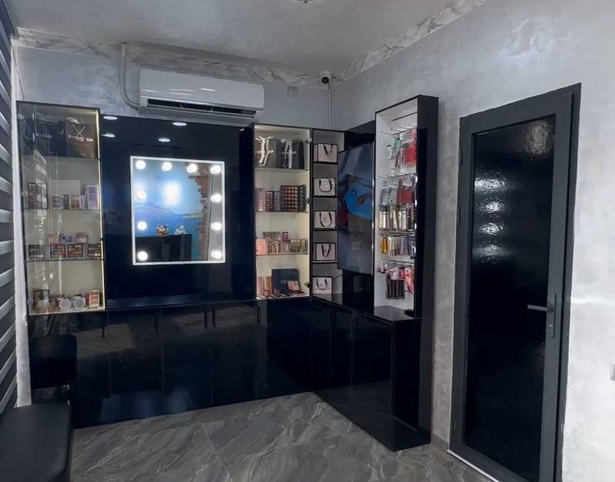 Tayyor mebel sotiladi