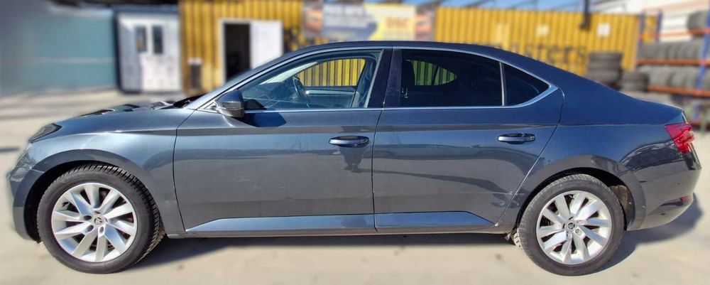 Dezmembrez Skoda Superb 1.6D 120CP DXC cutie automata cod DQ200 2018 culoare LF7Y
