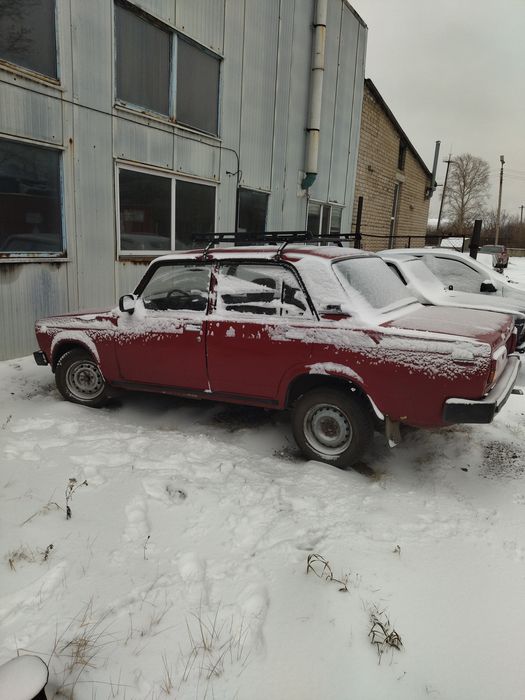 Продам ваз 2105 хорушую
