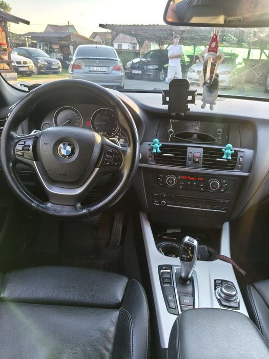 BMW X3 ---X drive Automată
