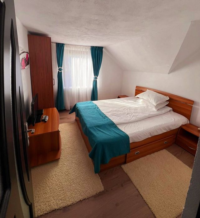 Cabană spațioasă de închiriat
