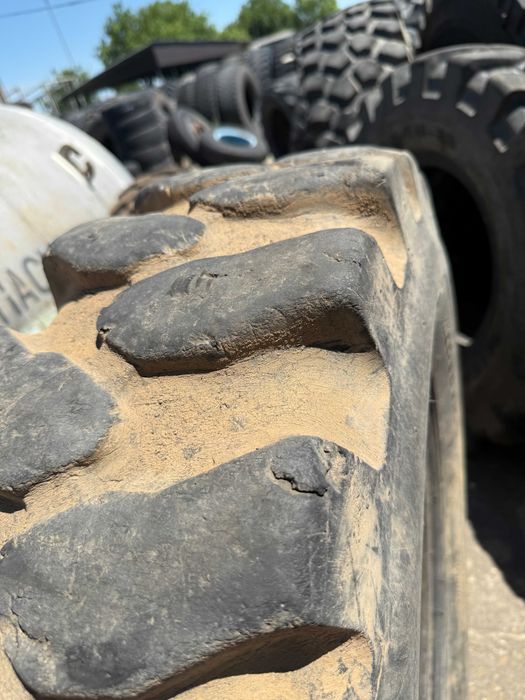 Anvelope 8.25-20 9.00-20 11.00-20