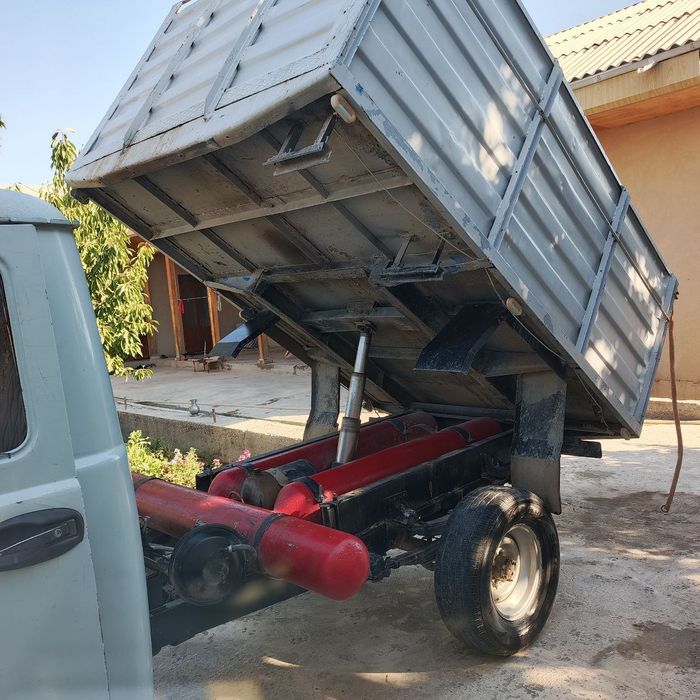 1983 yil Uaz   452 srochna sotiladi