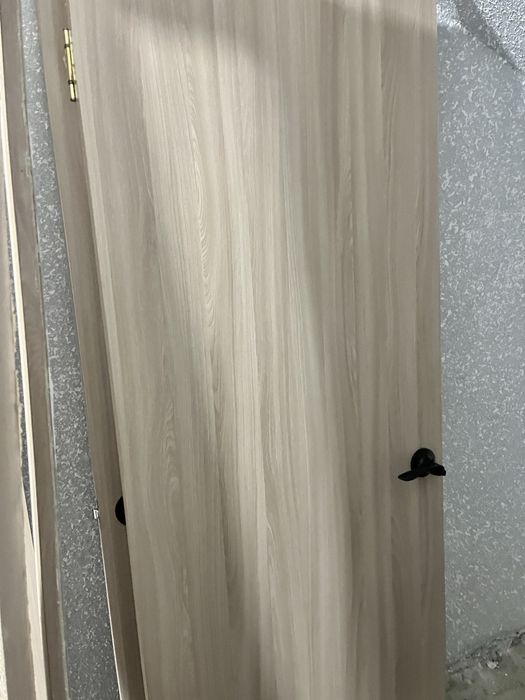 Продам межкомнатные двери