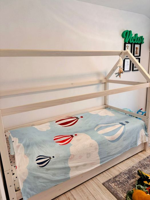 Pat copii . Stil căsuța , dublu.