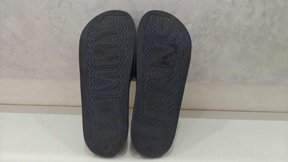 Tommy Hilfiger шлёпанцы