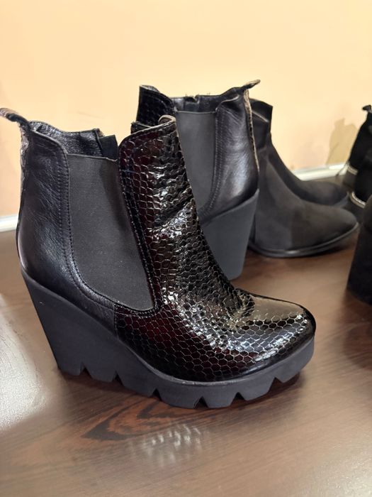 Дамски обувки, боти