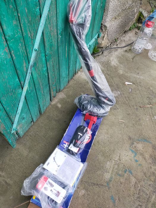 Чисто нов електрически тример Skil