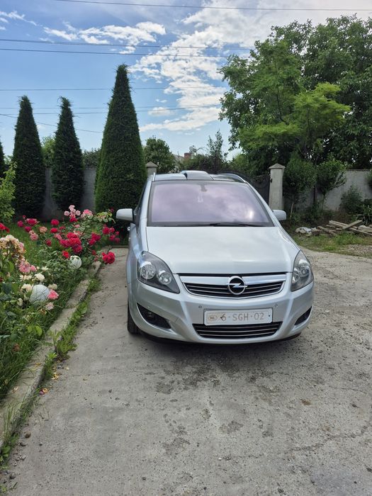 Opel zafira 1.8 benzină facelift 7 locuri