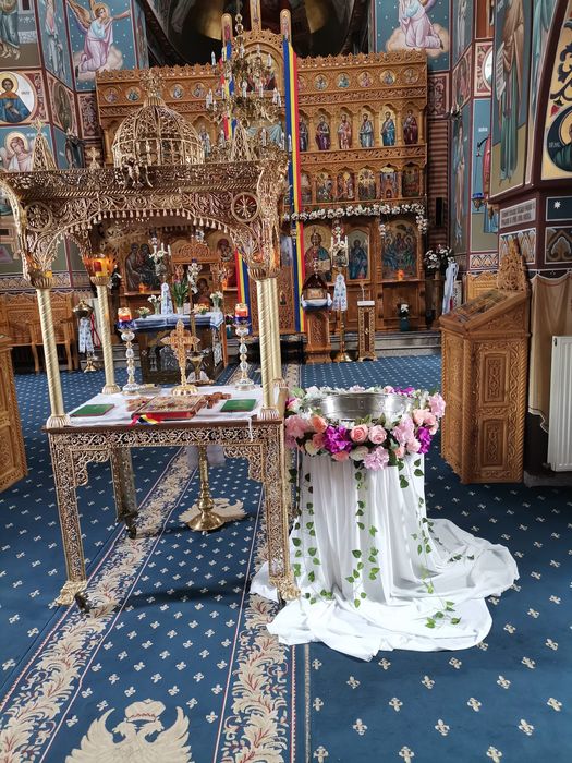 Aranjament cristelnită băiețel/fetiță