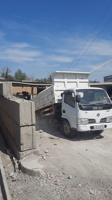 Сомасвал dongfeng сотилади. Юк машина 2020 йил 73 000 юрган.