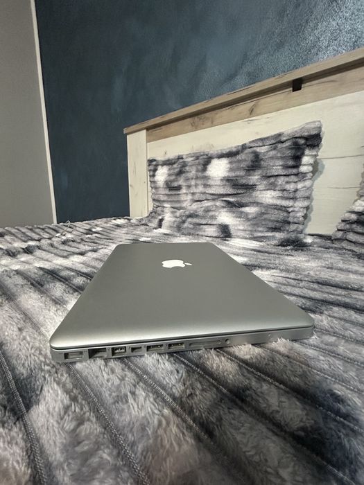 Vand laptop appel 2011