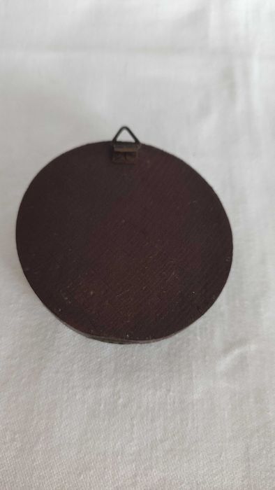 Икони от метал и дърво