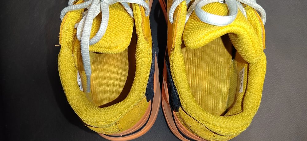 Adidas Yeezy Boost 700,номер 38