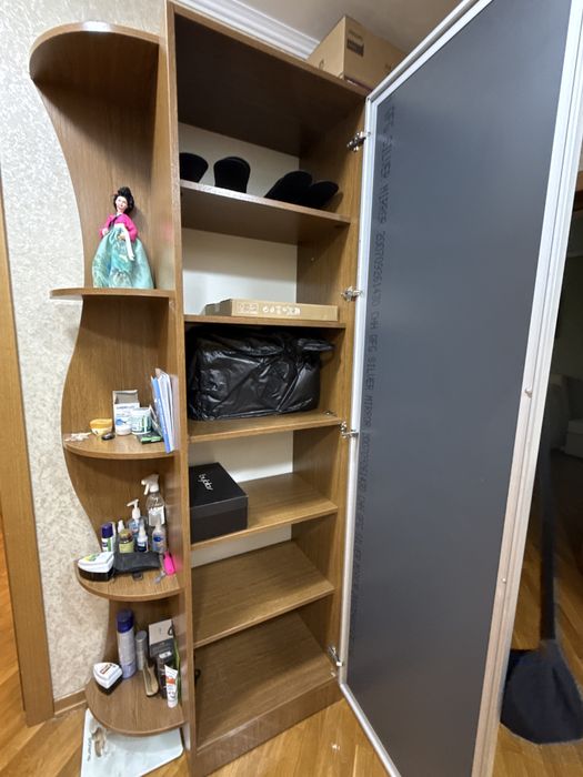 продам шкаф в прихожку