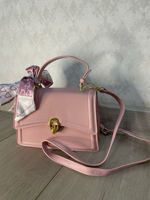 Красивые модные сумки