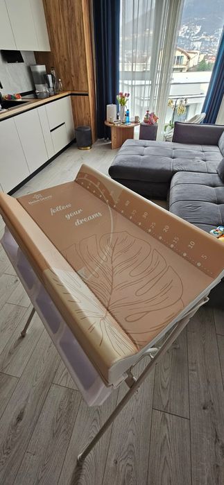 Masa multifunctionala pentru bebelusi