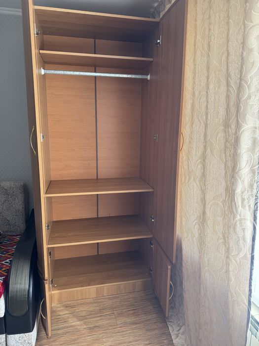Продам платяной шкаф