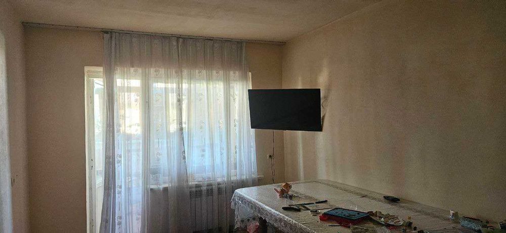 5ти комнатная квартира, 92 кв.м.  в Янгибазаре