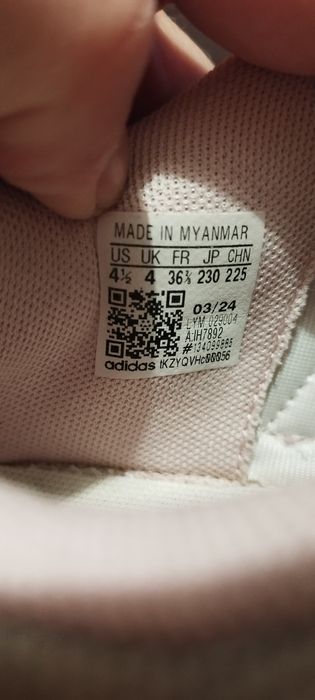 Маратонки adidas 36 2/3 номер отлични
