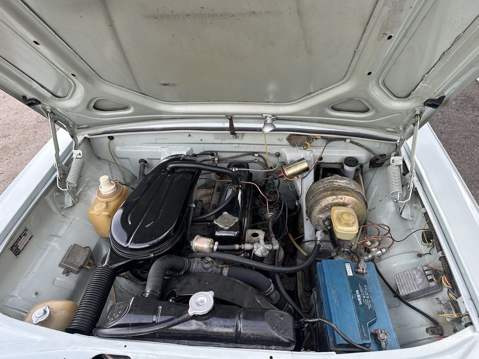 Автомобиль Волга ГАЗ-2410.