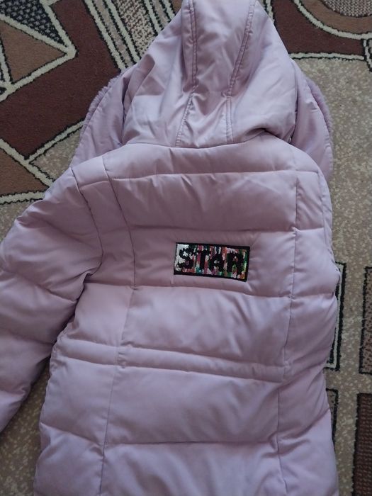 Куртка зимняя на девочку.