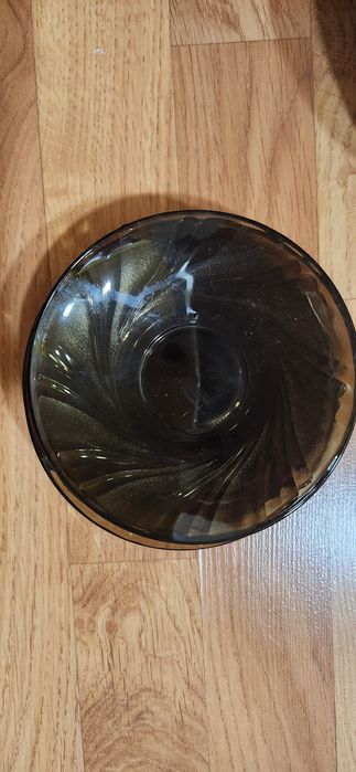 Продам  японские,разные тарелки разные