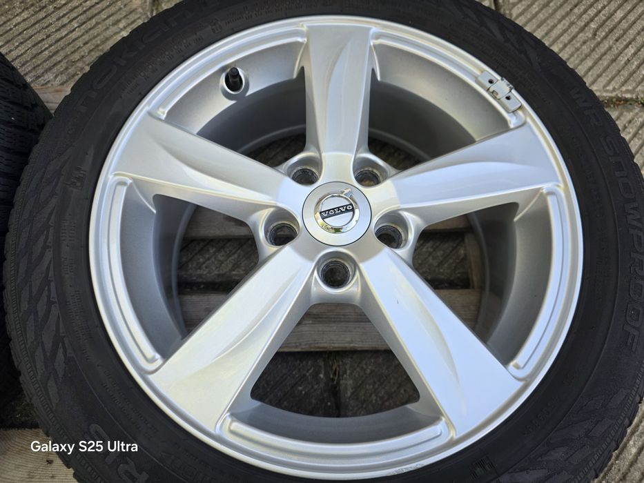 Лети джанти 16ки 5х108 Volvo + зимни гуми 205/55/16 Nokian