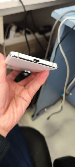 Samsung S20 Fe. Ideal