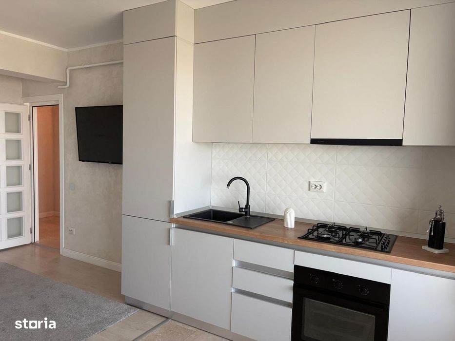 De inchiriat apartament 2 camere, Royal Town Copou