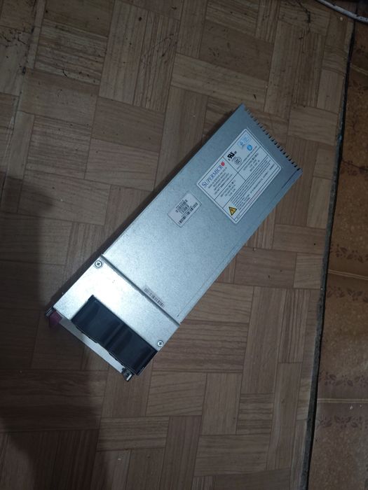 Серверный блок питания Supermicro, 1200 Вт