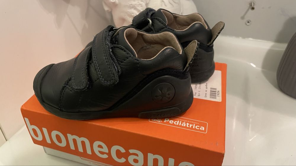 Biomehanics 21 рамер тъмно си и