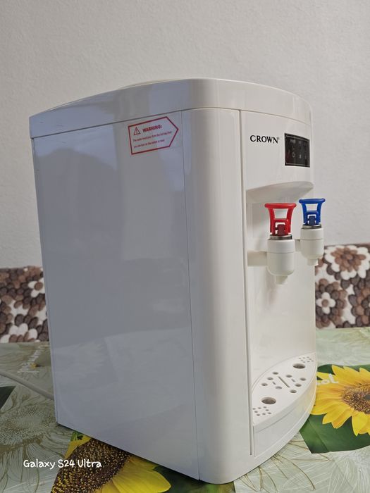 Диспенсер за вода